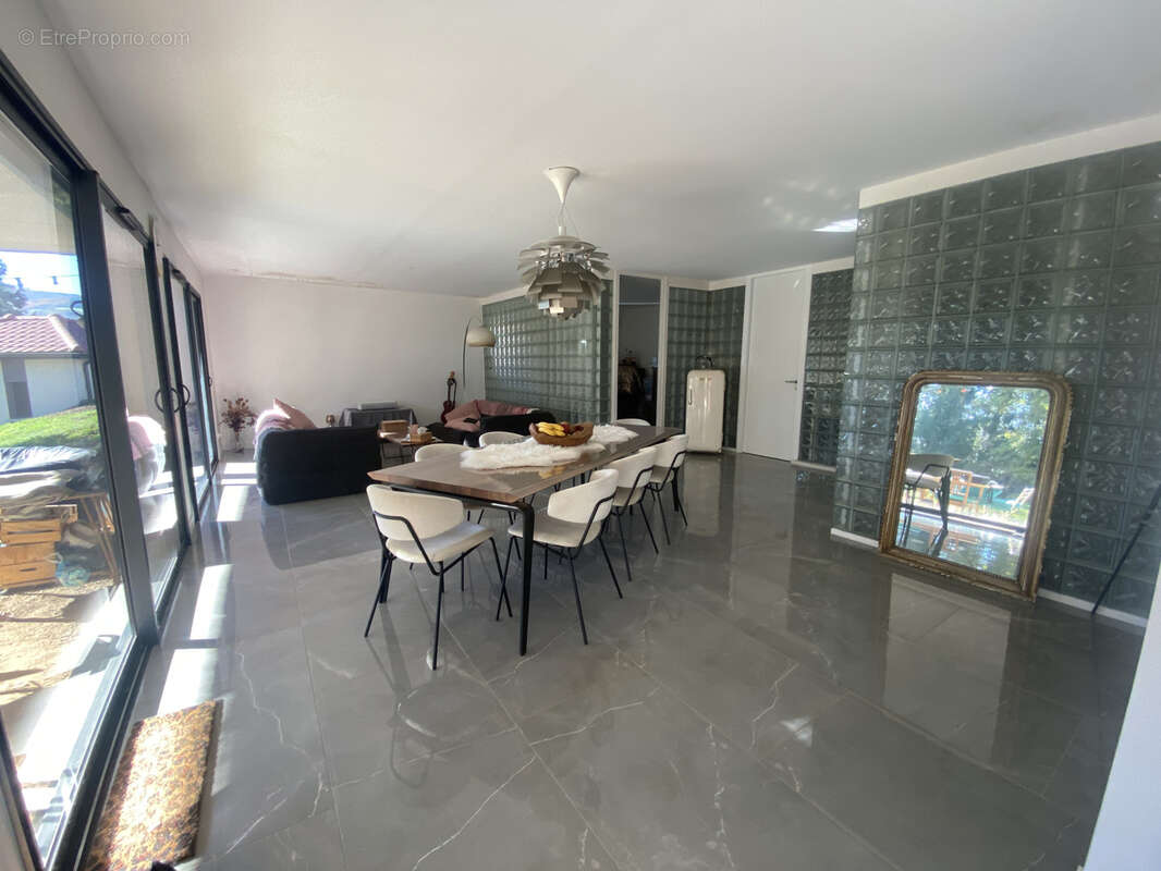 Maison à SAINT-FORGEUX