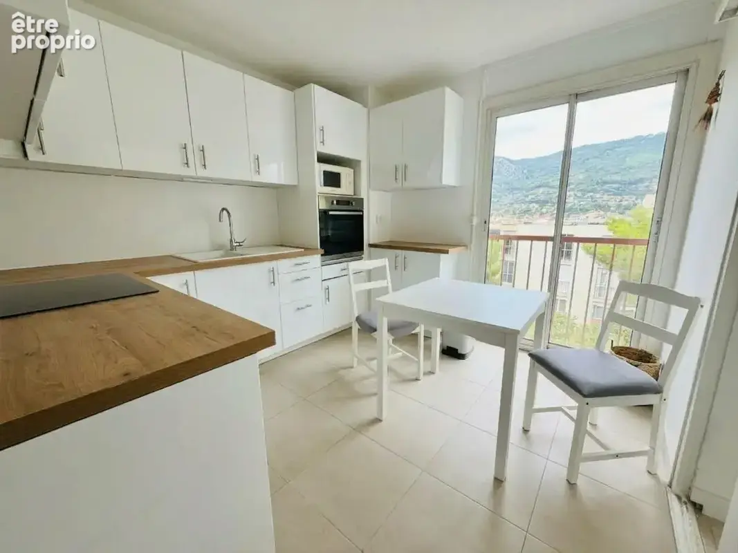 Toulon Est / Serinette, résidence de standing Grand T4 traversant, lumineux, - photo 5