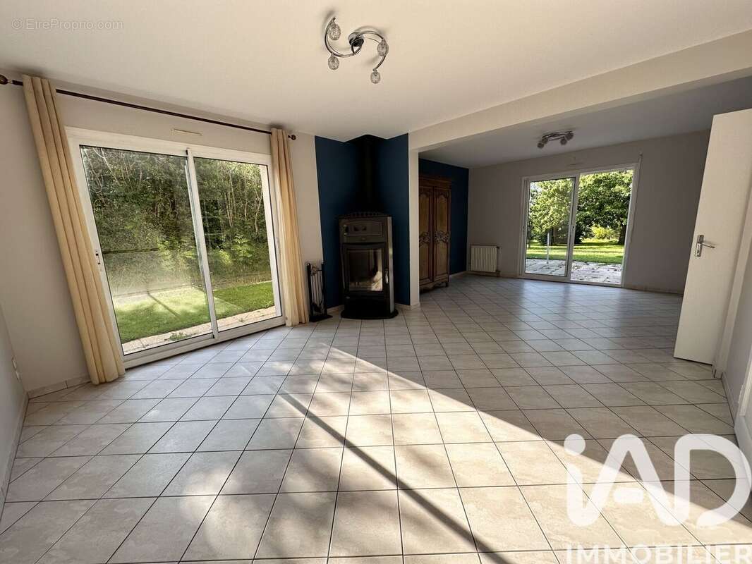 Photo 5 - Maison à TOURVILLE-SUR-SIENNE