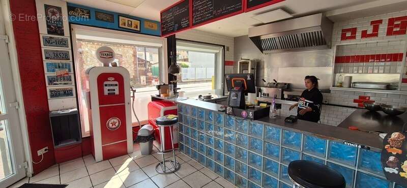 Commerce à LE TRAIT