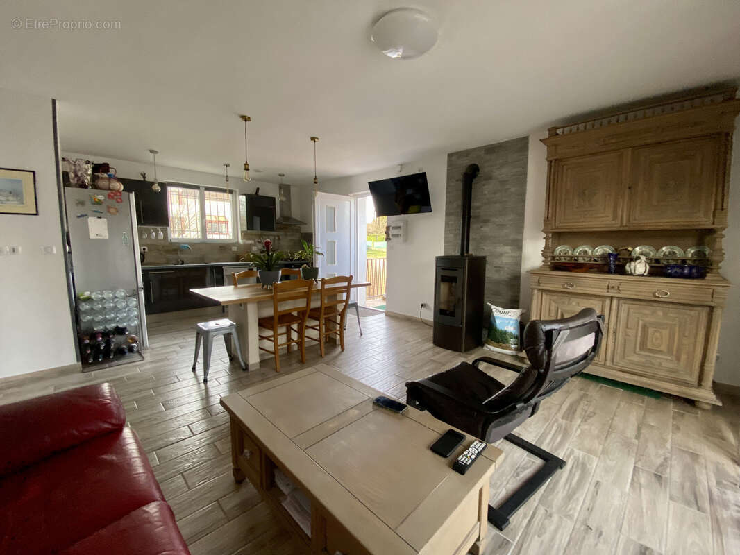 Maison à SAINT-LEGER-DES-VIGNES