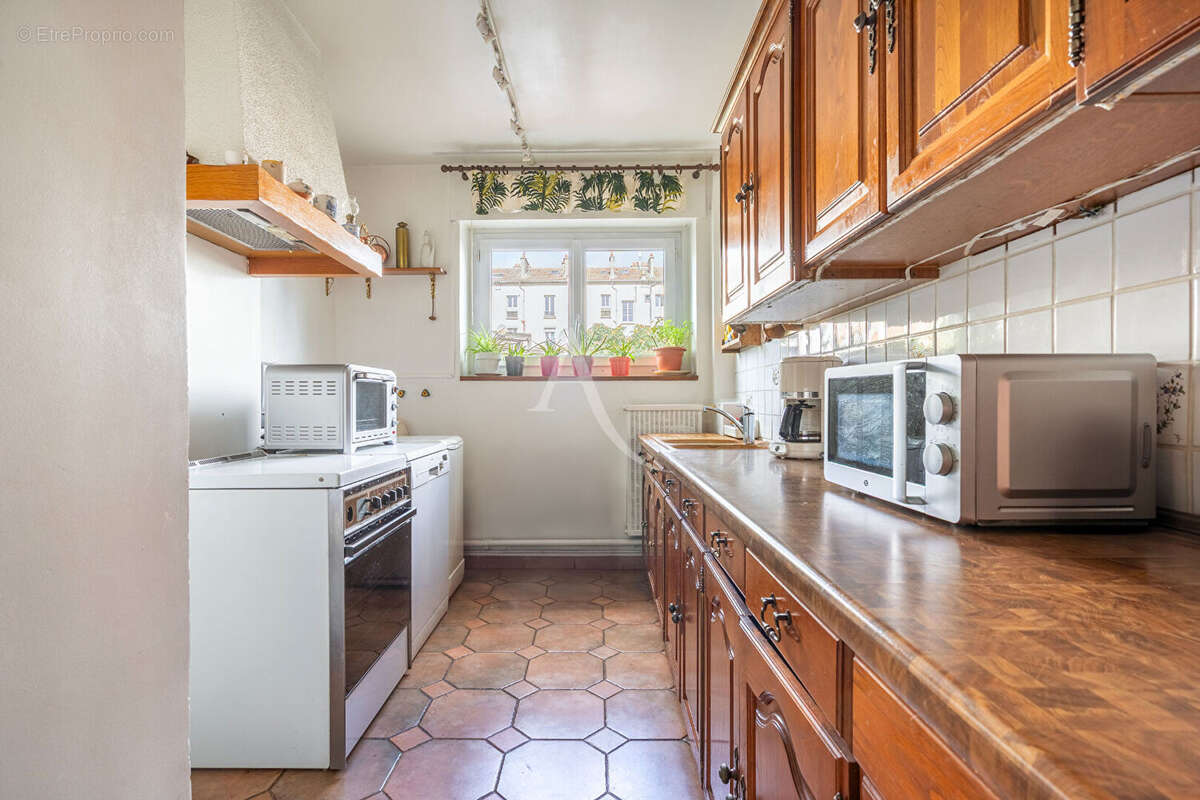 Appartement à IVRY-SUR-SEINE