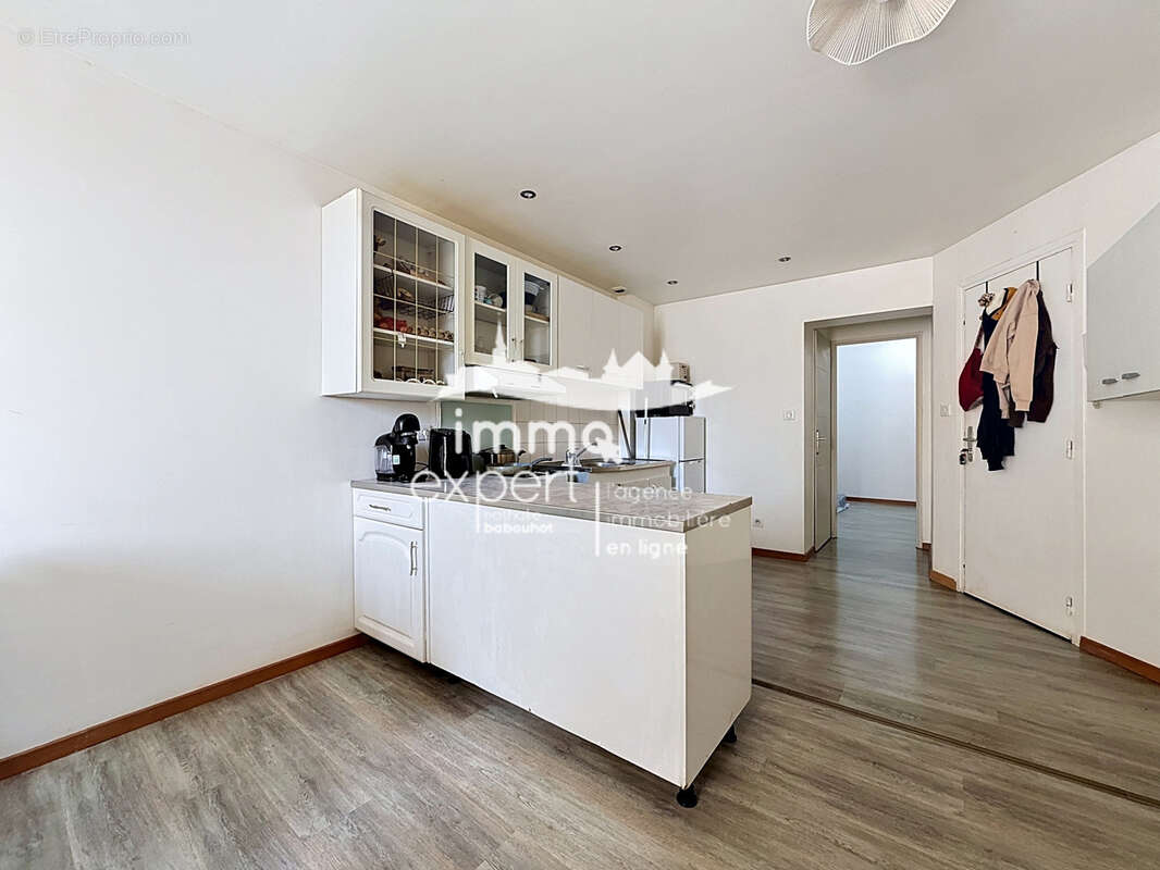Appartement à MIRECOURT