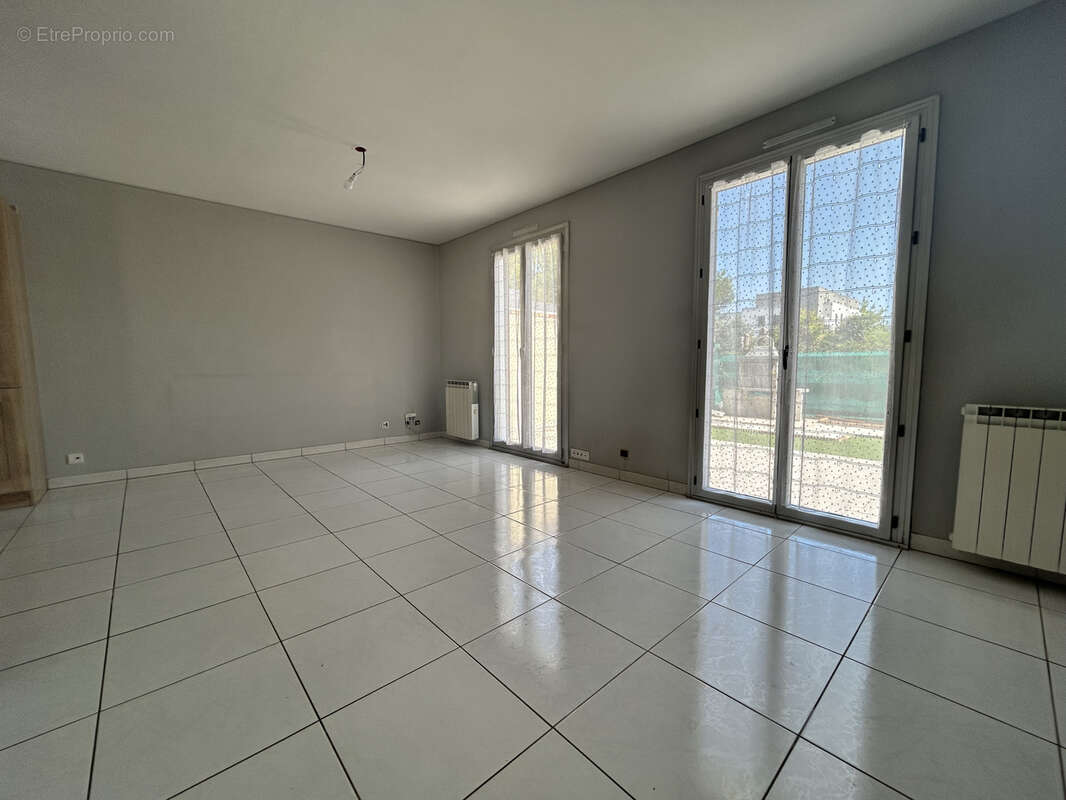 Maison familiale de 6 pièces   85 m2   Nogent-sur-Oise - photo 4