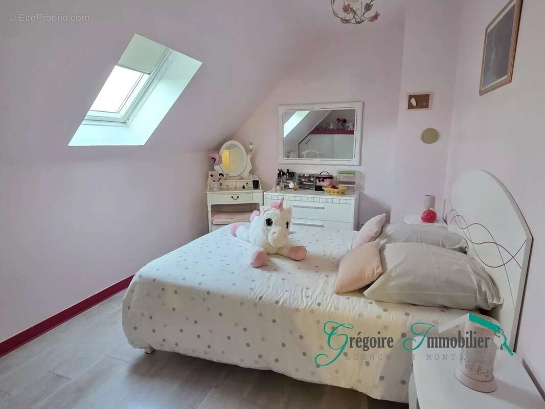 Maison à LA GENEVRAYE