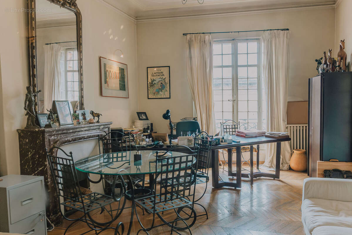 Photo 4 - Appartement à MARSEILLE-8E