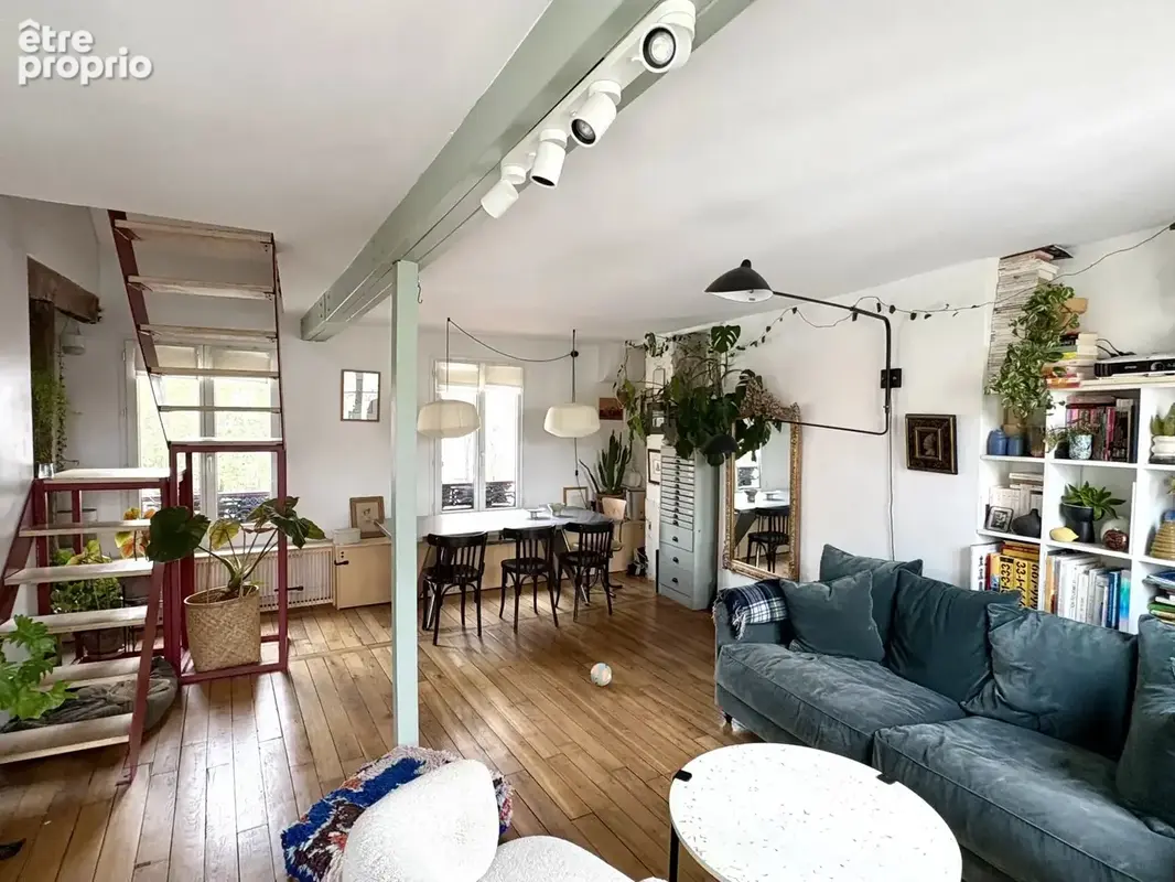 Paris 20e – metro pyrénées  charme sous les toits – duplex dernier étage - photo 4