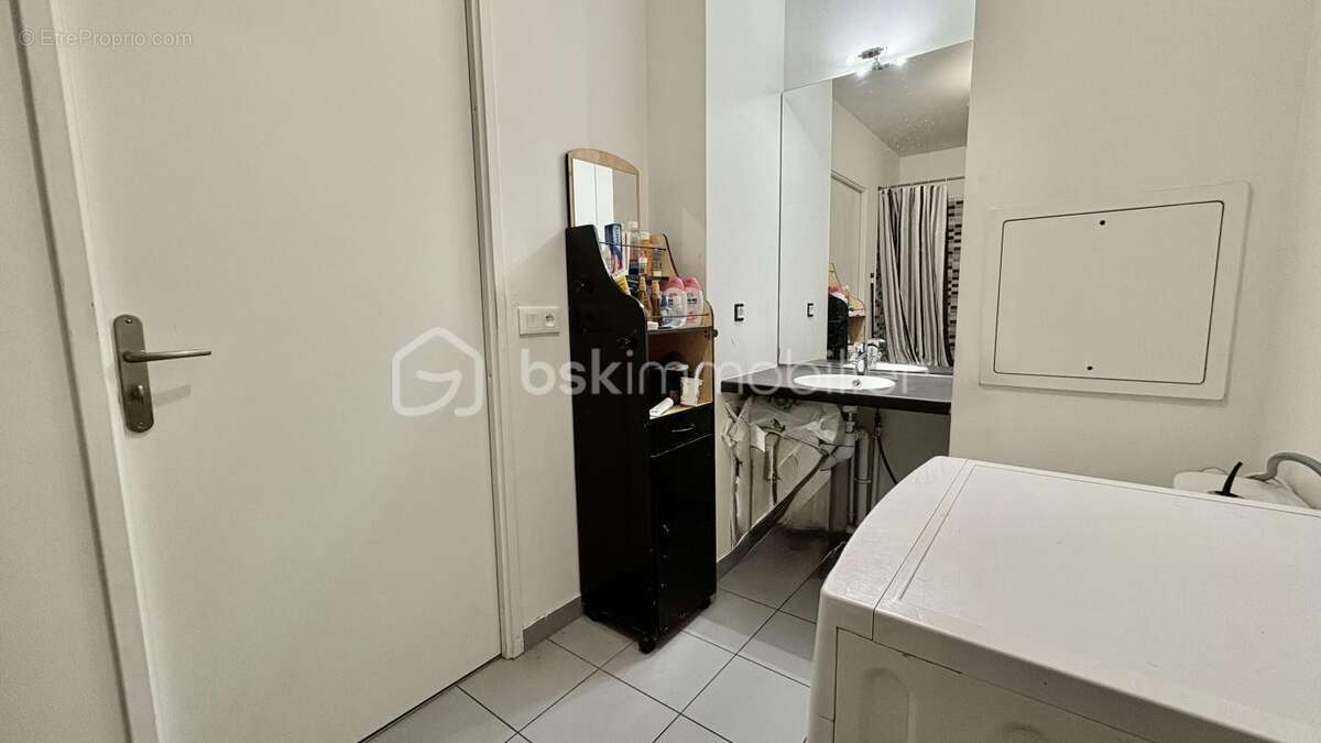 Appartement à FLEURY-MEROGIS