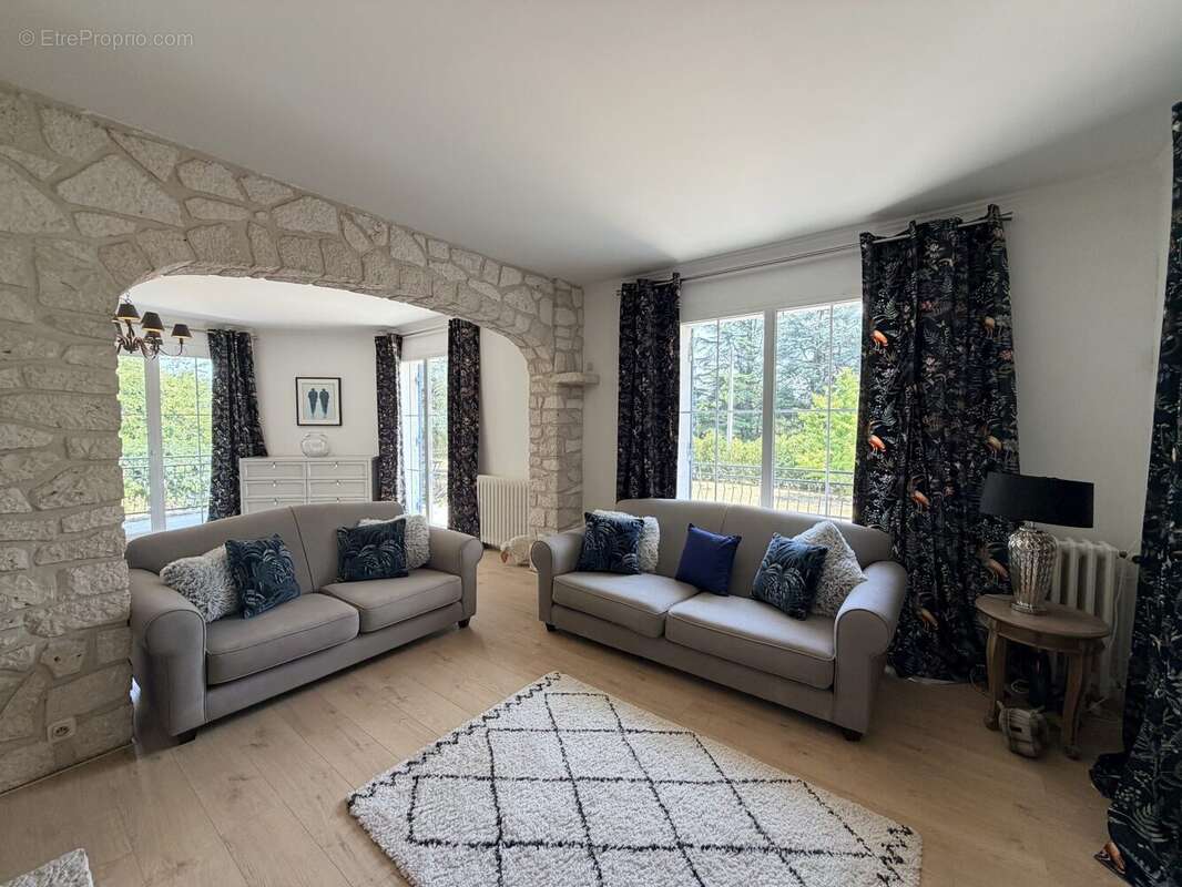 Maison 213 m² à Eymet  - photo 7