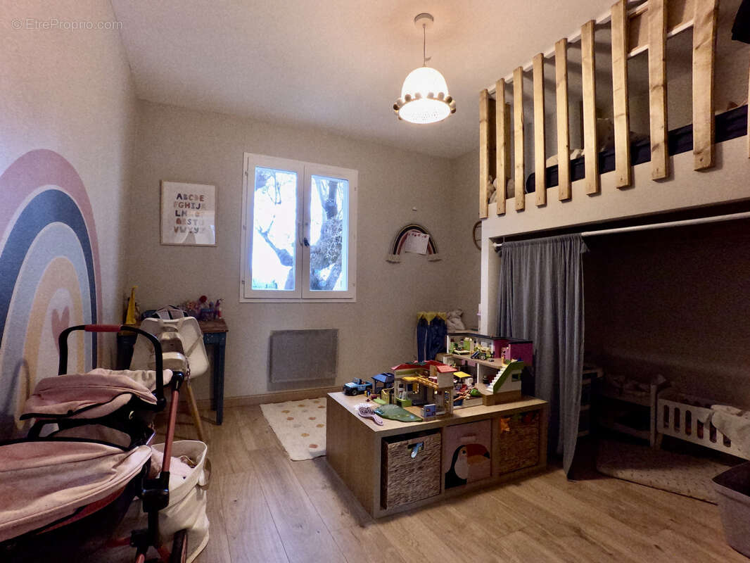 Maison à SOLLIES-VILLE