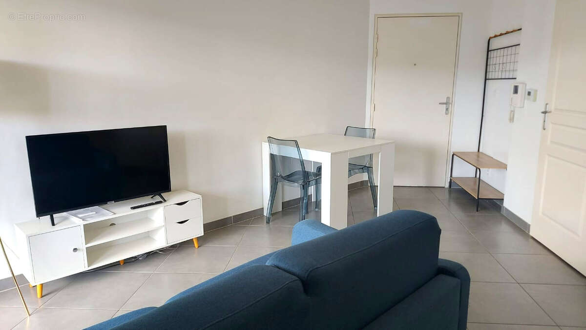 Appartement à SIX-FOURS-LES-PLAGES