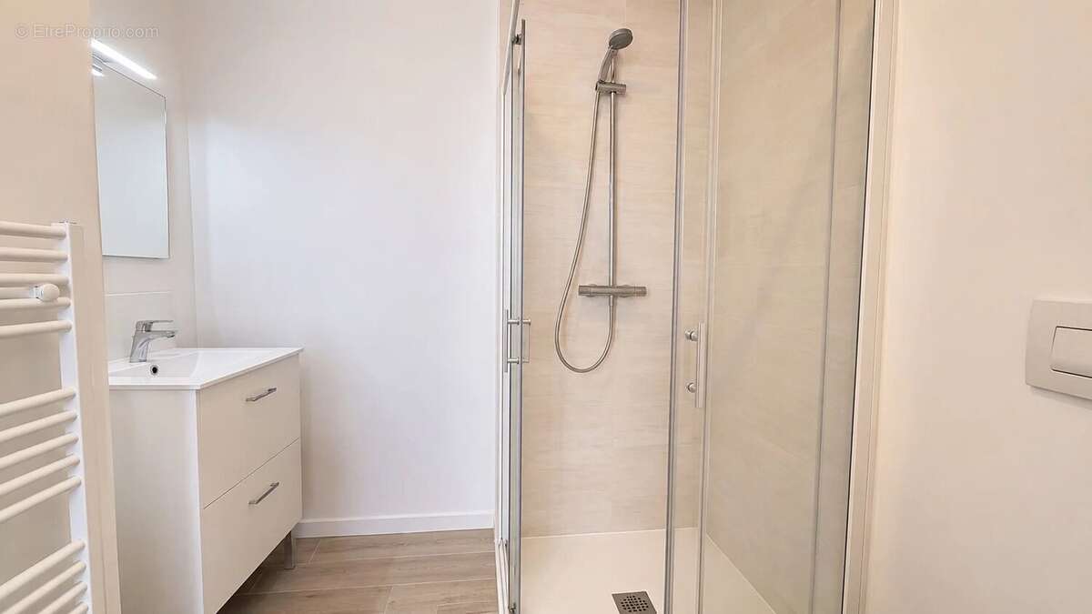 Appartement studio de 22.60m2 pour etudiant ou jeune actif - photo 4