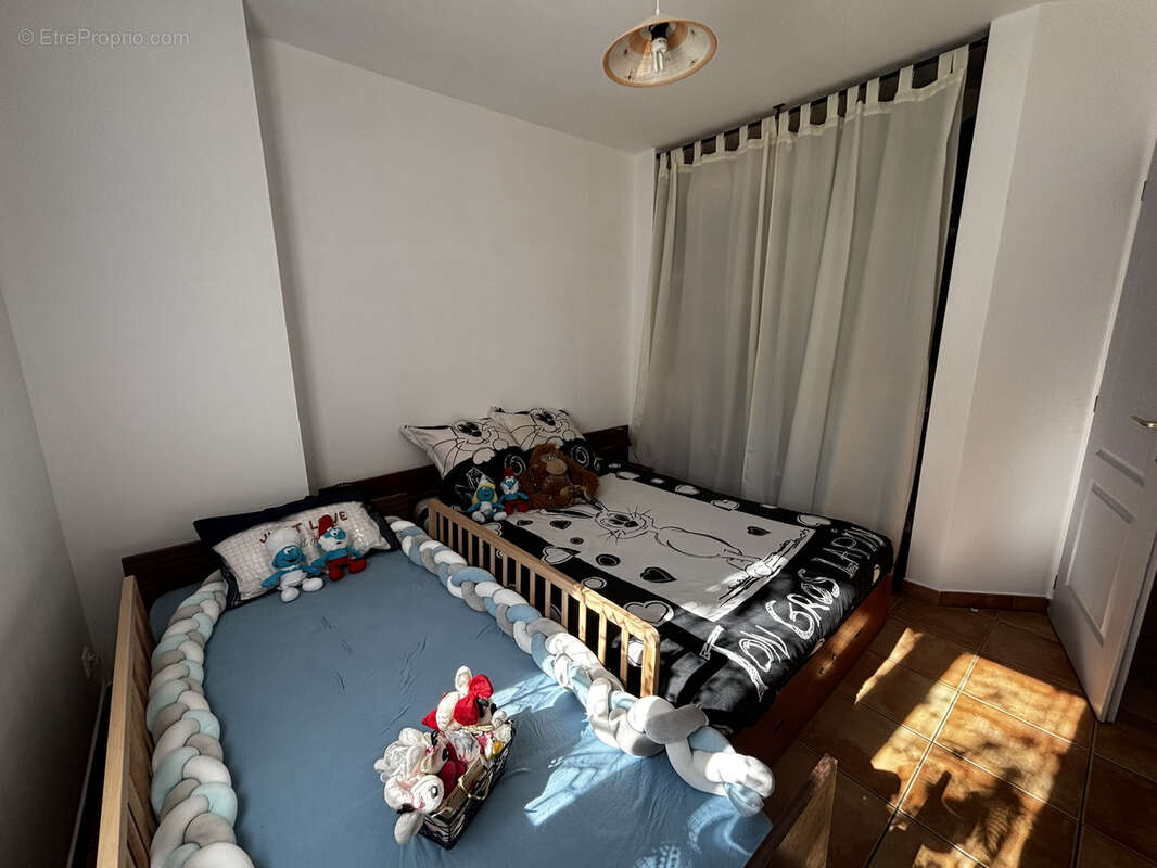 Maison à ENTRECHAUX