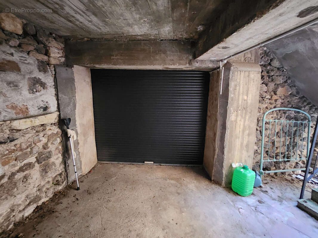 Maison à renover Neschers - photo 4