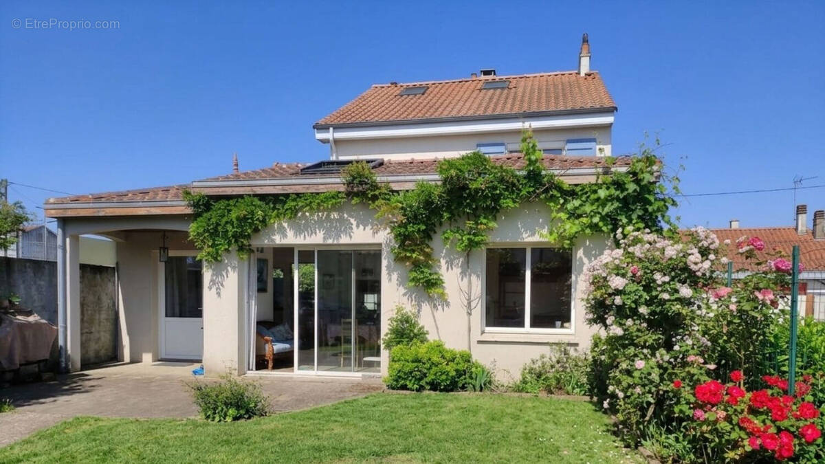 Maison à VERTOU