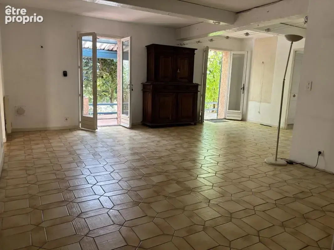 Lorgues, maison à relooker sur 417 m² de terrain - photo 4