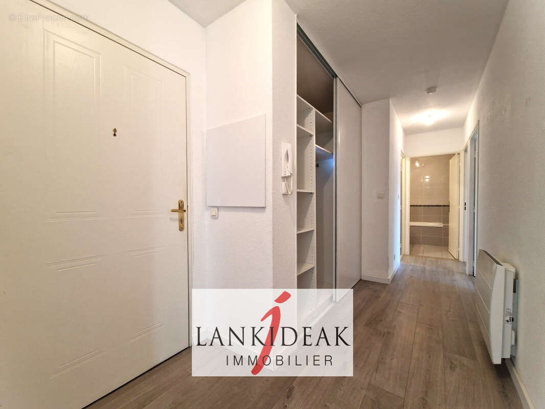 Appartement à USTARITZ