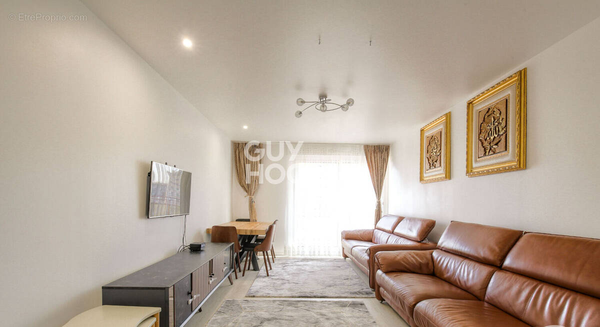 Appartement à RILLIEUX-LA-PAPE