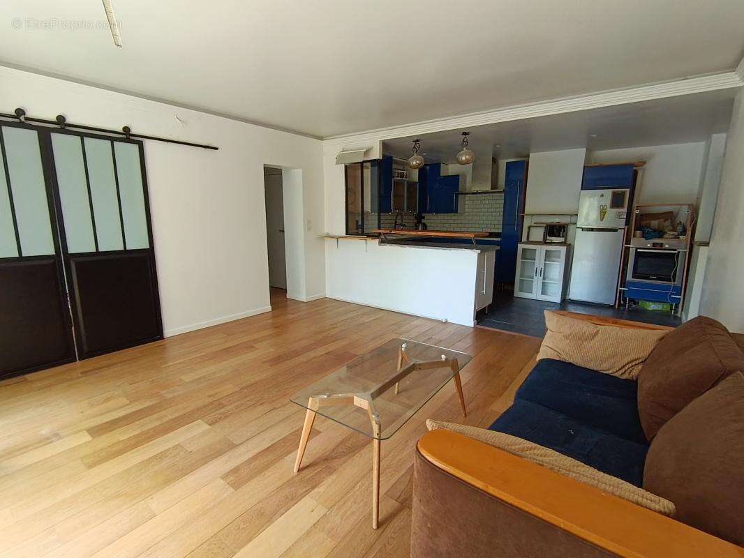 Appartement à LES ULIS