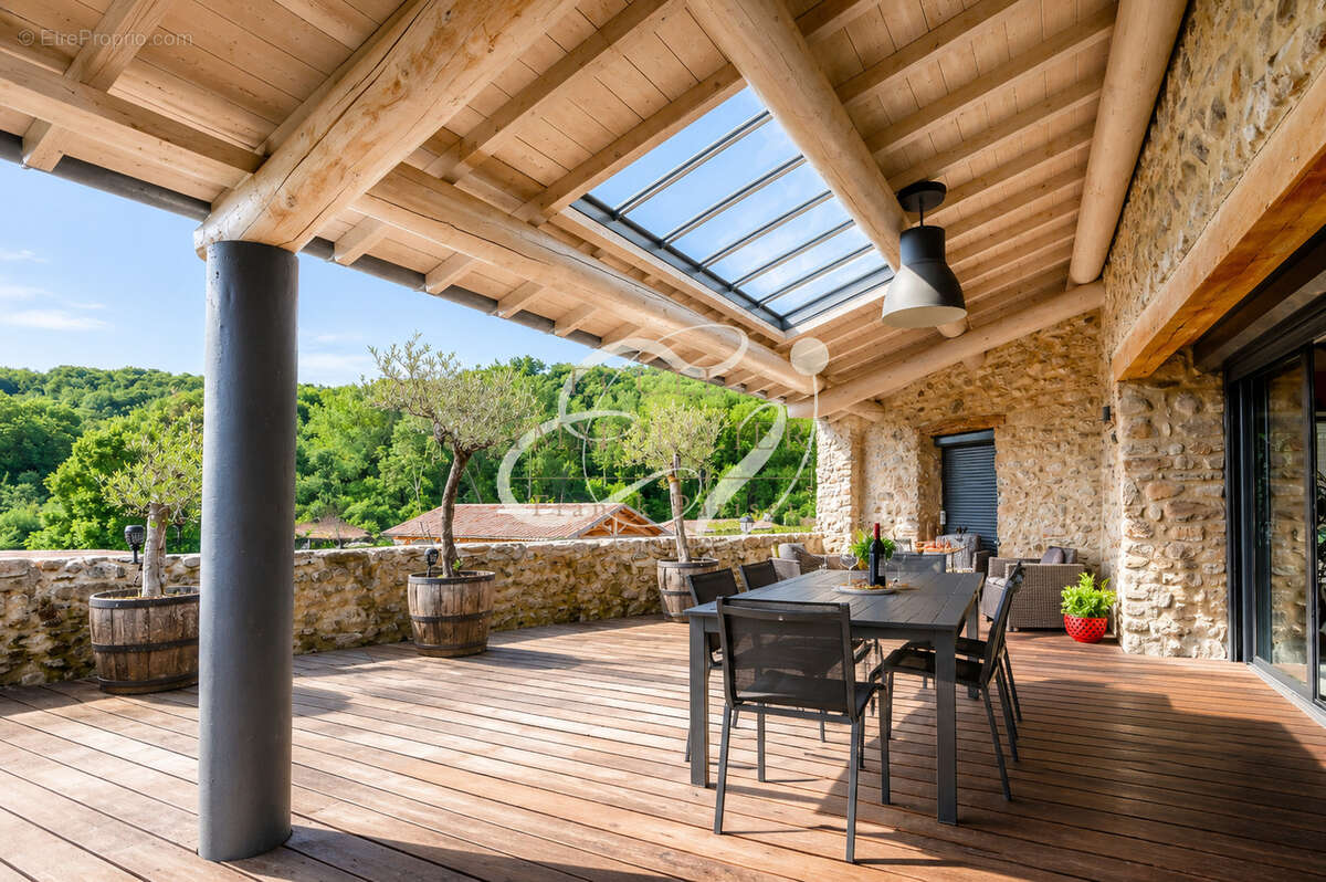 Maison à CHAVANAY