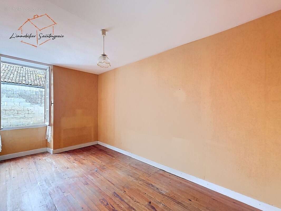 Maison 85 m² à Sainte-Ramee  - photo 91
