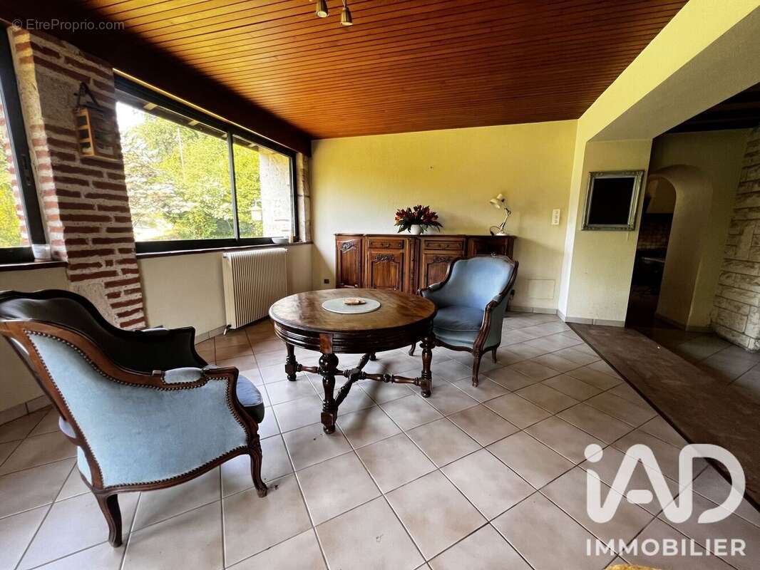 Maison 182 m² à Foulayronnes  - photo 8