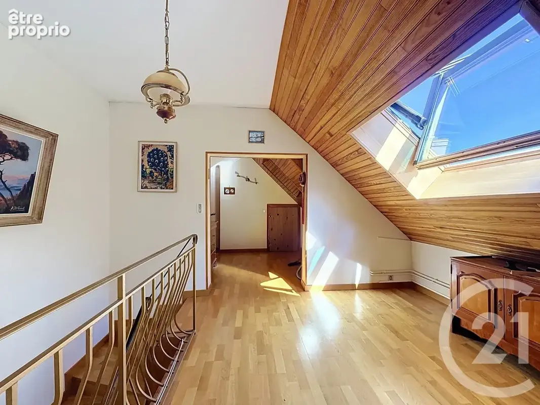 Maison 4 pièces 225 m² à vendre à Plessis-Saint-Jean (89140) - photo 9
