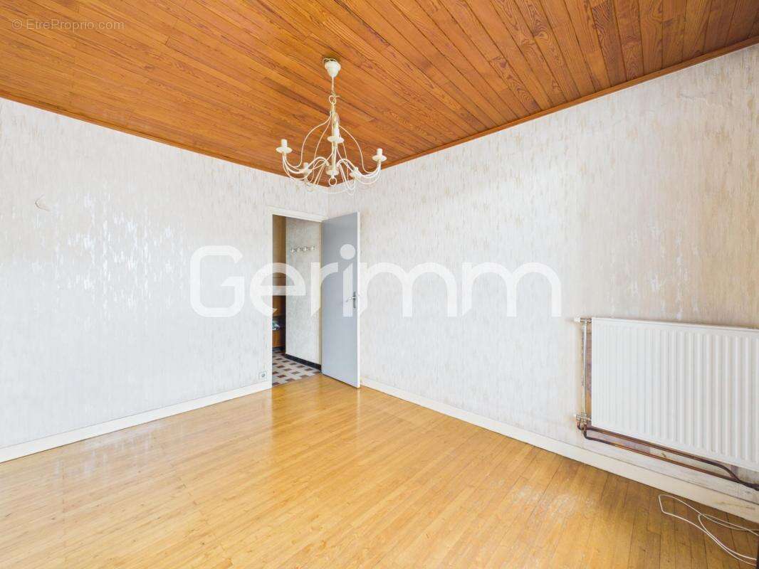 Appartement à SASSENAGE