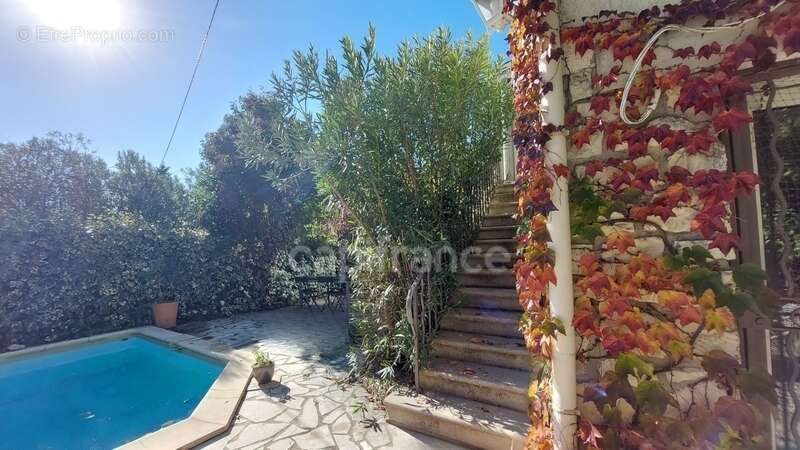 Maison avec studio indépendant et piscine – Cadre exceptionnel – Villeneuve-lès-Avignon - photo 18