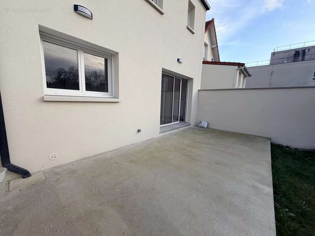 Maison à LIVRY-GARGAN
