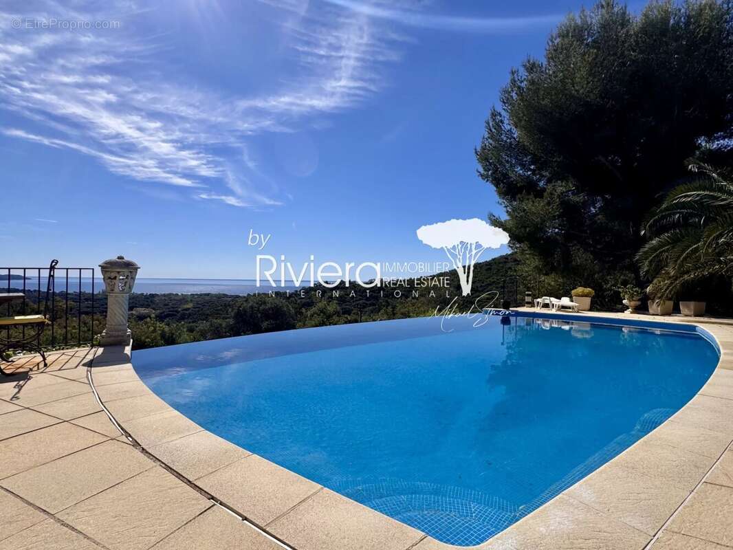 Maison à CAVALAIRE-SUR-MER