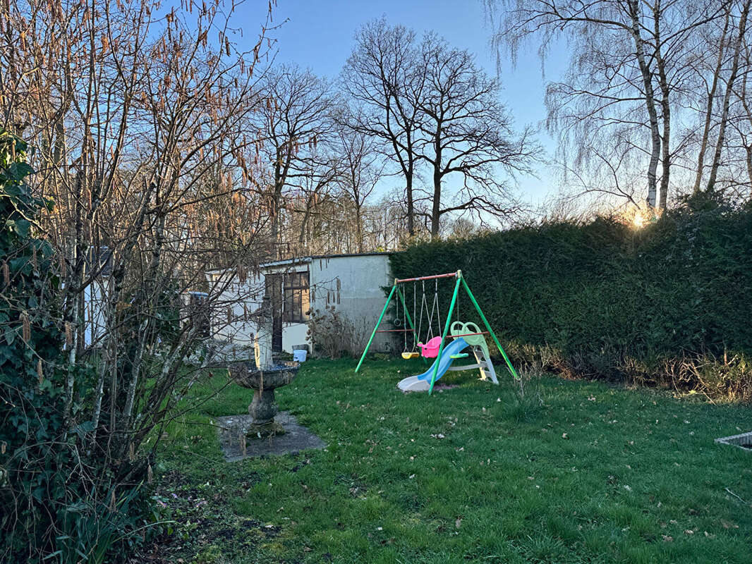 Maison à SAINT-EVROULT-NOTRE-DAME-DU-BOIS