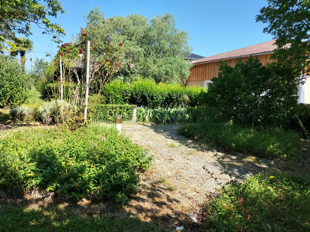 Maison à SARAMON