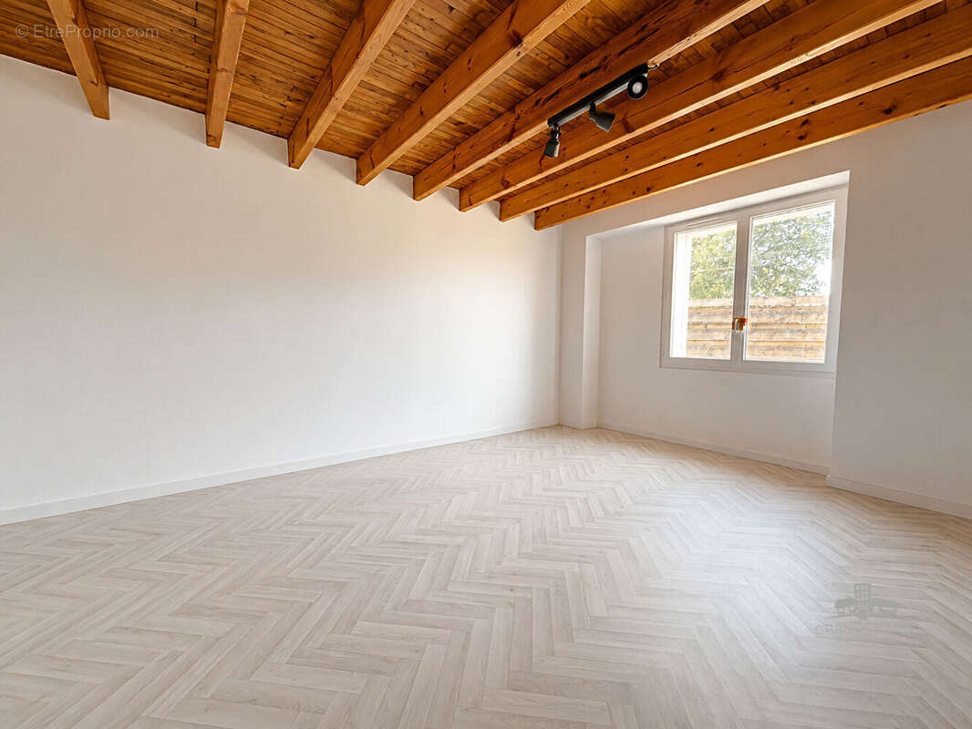 Maison Grandchamp Des Fontaines 4 pièce(s) 135.32 m2 - photo 11