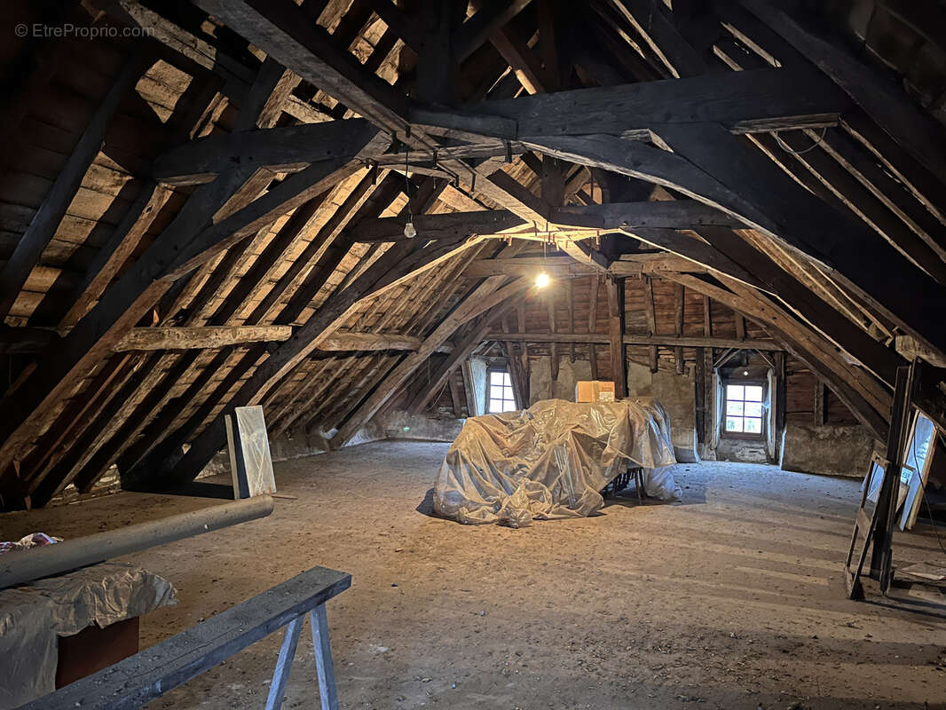 Maison à SAINT-GERAND-LE-PUY