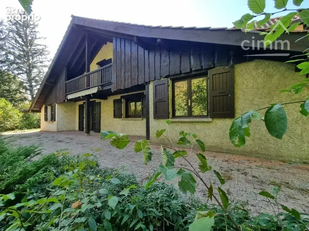 À vendre – Maison de caractère avec piscine, terrain de 2 090 m² et nombreuses dépendances à Saint-Vincent-de-Mercuze - photo 24