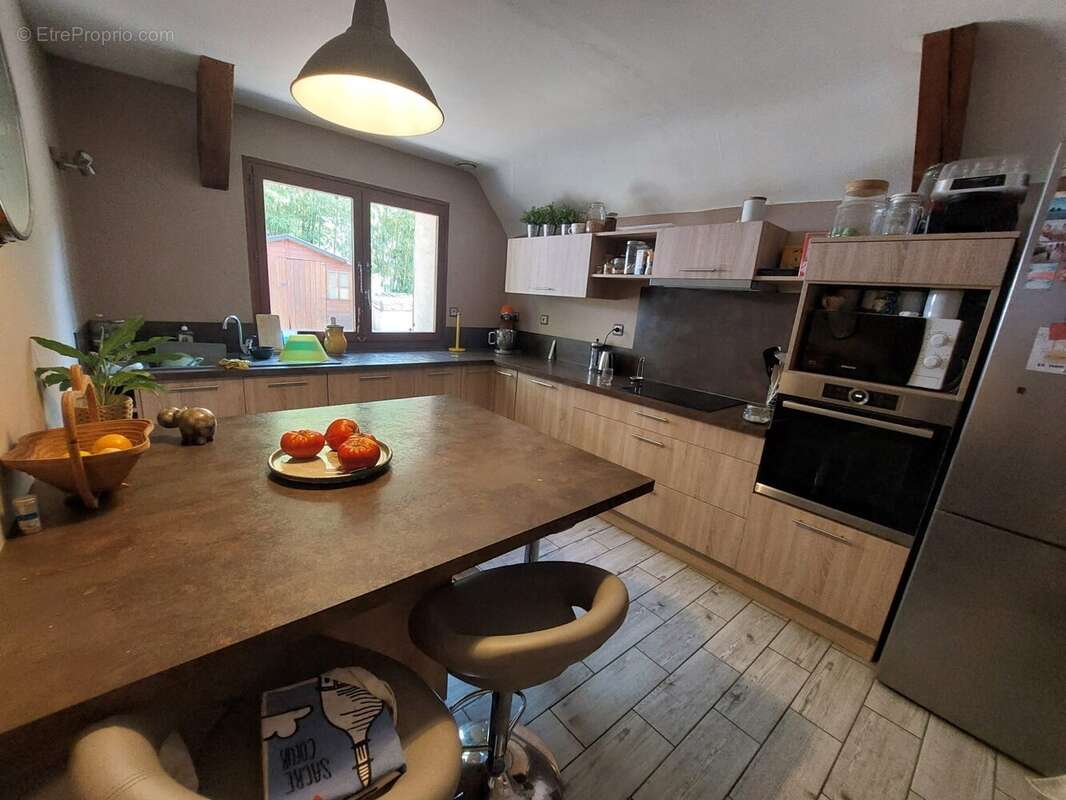 Maison 182 m² à Monts  - photo 4
