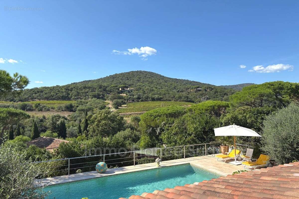 Maison à GRIMAUD