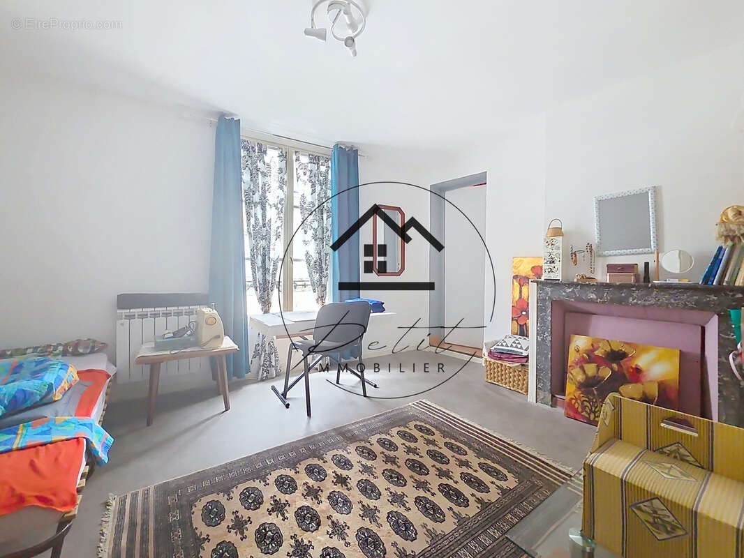 Appartement avec cour privative, parking et cave - photo 9