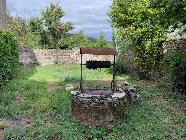 Maison à MERCUREY