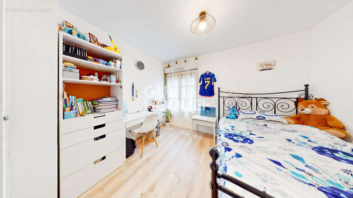 Maison à BAILLY-ROMAINVILLIERS