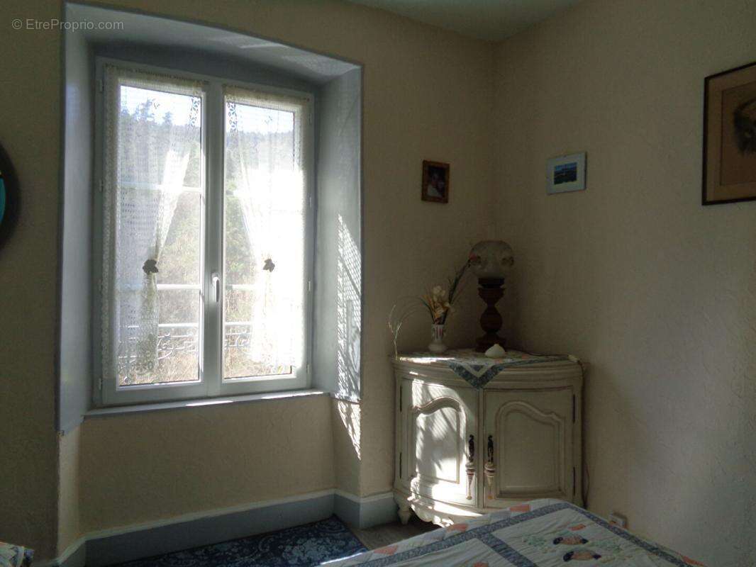 Maison à SAINT-BONNET-DE-MONTAUROUX