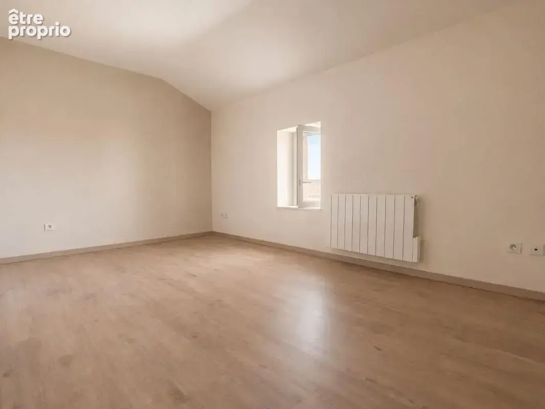 Appartement T3 - 2 chambres - centre village - photo 4