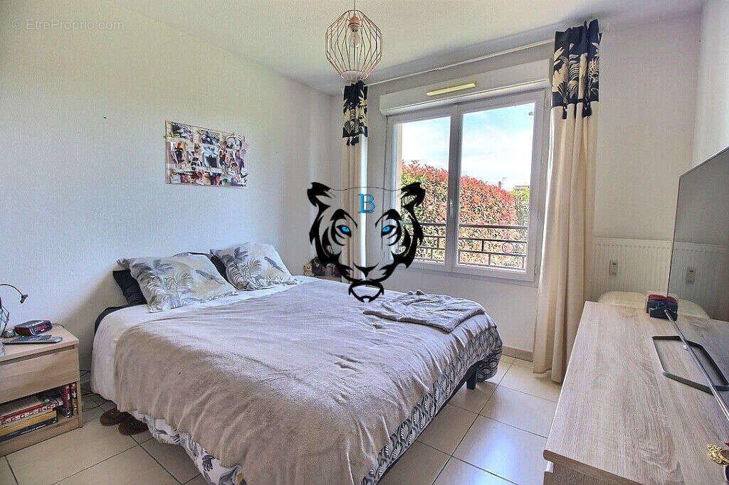 Appartement à LE MUY