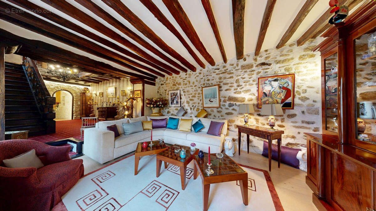 Maison à MEZY-SUR-SEINE