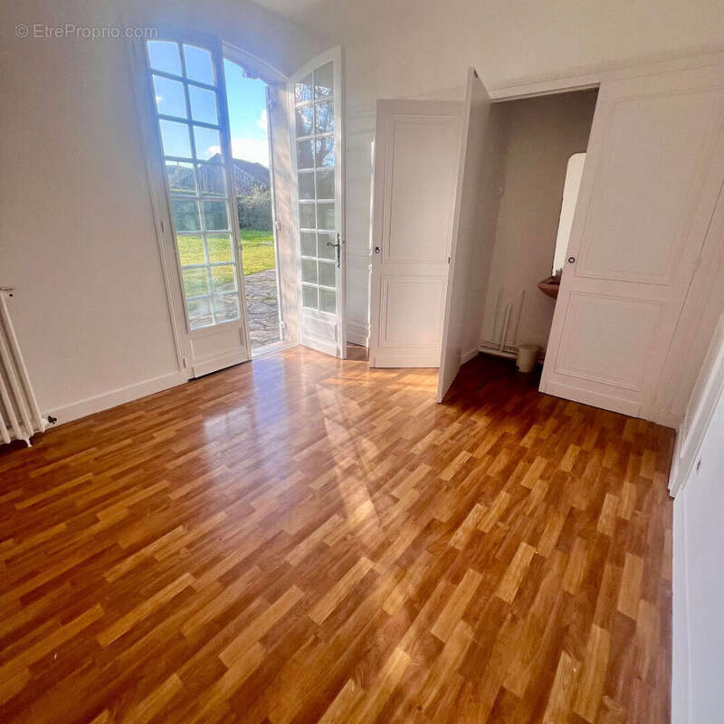 Maison à SAINT-SULPICE-ET-CAMEYRAC