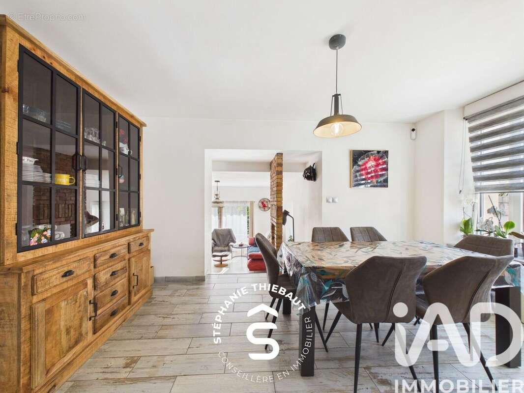 Photo 3 - Maison à POUXEUX
