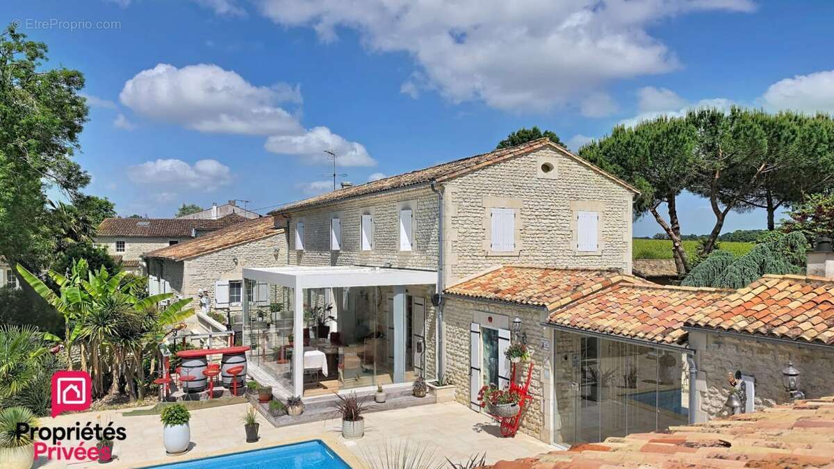 Maison à MEURSAC