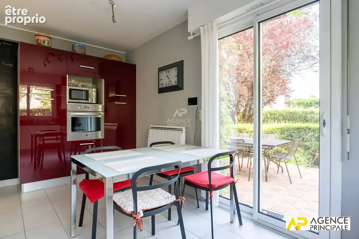 Maison 7 pièce(s) 160 m2 - photo 7