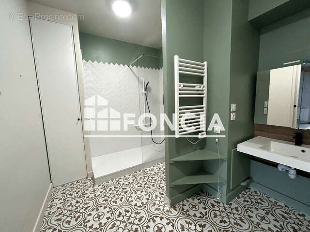 Appartement à MONT-SAINT-AIGNAN